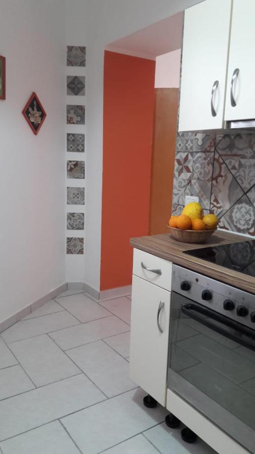 Estia Holidays Apartments - Таорміна Екстер'єр фото