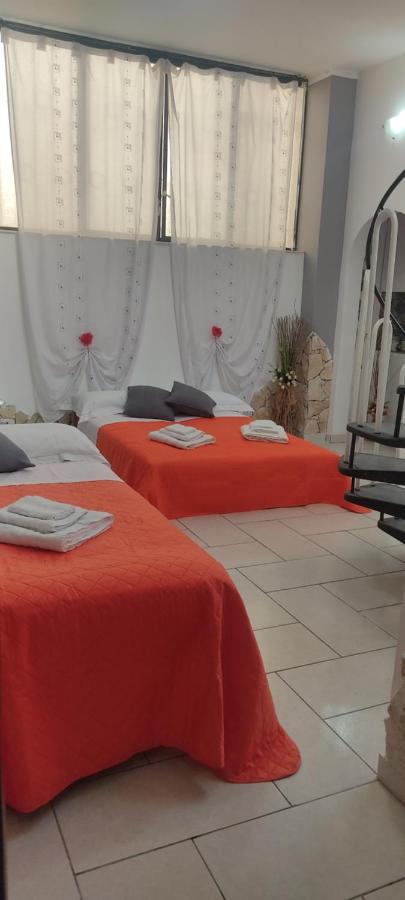 Estia Holidays Apartments - Таорміна Екстер'єр фото