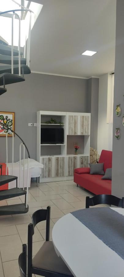 Estia Holidays Apartments - Таорміна Екстер'єр фото