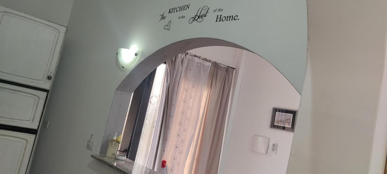 Estia Holidays Apartments - Таорміна Екстер'єр фото