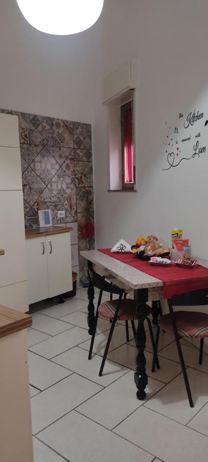 Estia Holidays Apartments - Таорміна Екстер'єр фото