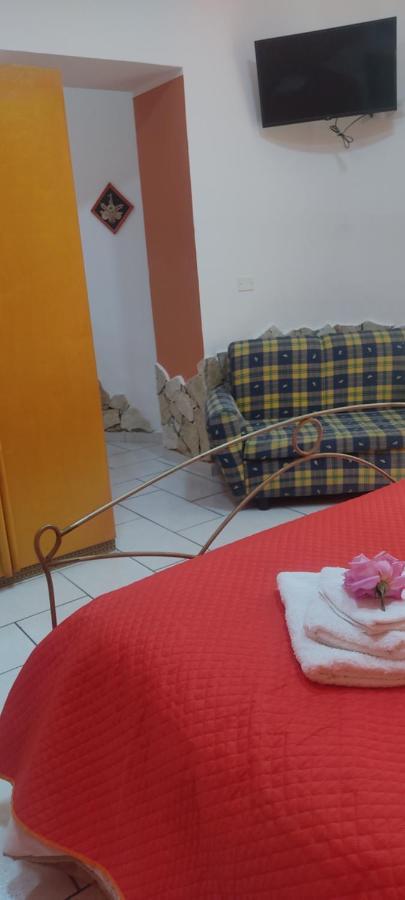 Estia Holidays Apartments - Таорміна Екстер'єр фото
