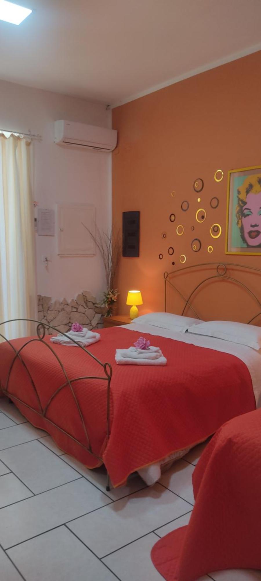 Estia Holidays Apartments - Таорміна Номер фото